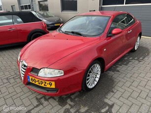 Alfa Romeo GT 2.0 JTS Progression Nieuwe Apk