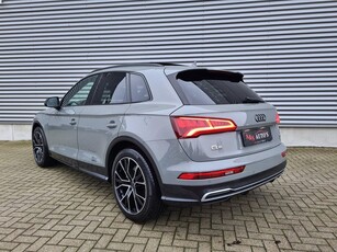 Audi Q5 55 TFSI e Quattro Competition 367pk 3x S line Pano