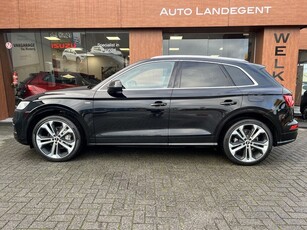 Audi Q5 55 TFSI HYBRID e quattro Competition - Dodehoek