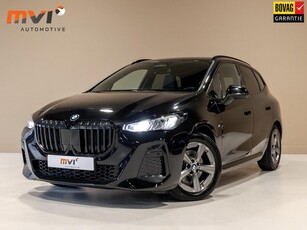 BMW 2-serie Active Tourer 220i M-Pakket / 156pk / Leder /