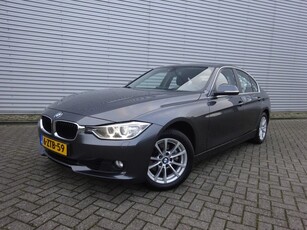 BMW 3-serie 320i Executive Automaat / Xenon / Navi / Led /