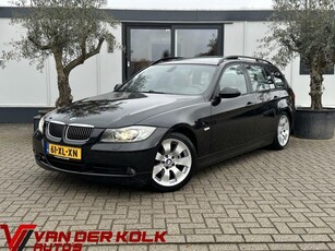 BMW 3-serie Touring 320i High Executive Automaat Panorama