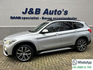 BMW X1 sDrive20i High Executive Panorama dak