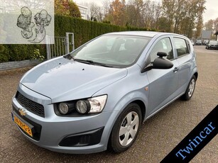 Chevrolet Aveo 1.2 5-DRS LT AIRCO CRUISE NAVI BLUETOOTH NAP