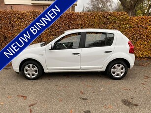 Dacia Sandero 1.2 16v 5drs Hb Keurig History aanwezig !!