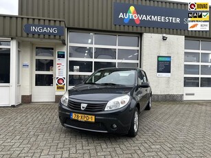 Dacia Sandero 1.2 AniversareTrekhaakGoed onderhouden