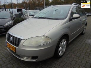 Fiat Croma 2.2-16V Emotion