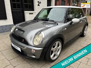 Mini Mini 1.6 Cooper S, NIEUW STAAT, Vele Extra's