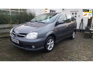 Nissan Almera Tino 1.8 Acenta, zeer mooie auto van de 2e