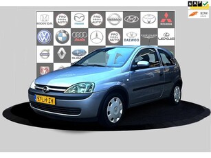 Opel Corsa 1.2-16V Njoy rijdt en schakelt uitstekend