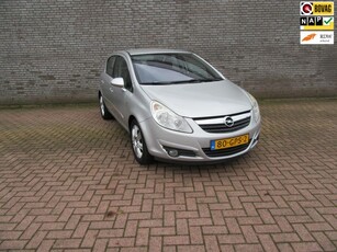 Opel Corsa 1.4-16V Cosmo