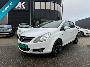 Opel Corsa 1.4-16V Edition 106.000KM Lichtmetaal