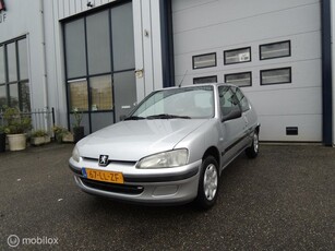 Peugeot 106 1.1 XT Goede auto voor nog veel rijplezier!