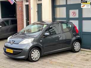 Peugeot 107 1.0-12V XS-automaat-airco-elek ramen