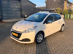 Peugeot 208 1.2 PureTech Access - Met Nieuwe APK!