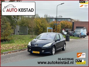 Peugeot 307 1.6-16V XT LEDER/STOELVERWARMING/CRUISE!