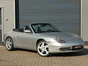 Porsche 911 Cabrio 3.4 Carrera 4 /Eisenmann/nieuw