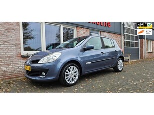 Renault Clio 1.2-16V Special Rip Curl 5-Deurs! Airco!