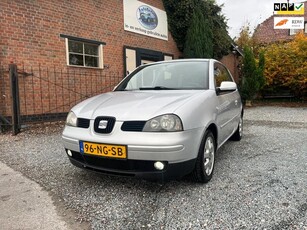 Seat Arosa 1.4i Stella ( Elektrische ramen + Nieuwe apk )