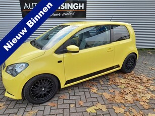 SEAT Mii 1.0 Style Sport Verlaagd Sportieve uitlaat