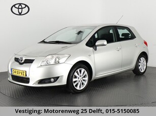 Toyota Auris 1.6-16V Luna TREKHAAK. KEYLESS. CLIMATE