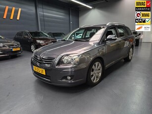 Toyota Avensis Wagon 2.2 D-4D Luna Business NAVI