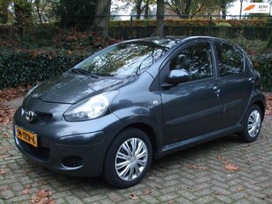 Toyota Aygo 1.0-12V Comfort Navi airco nwe koppeling 165