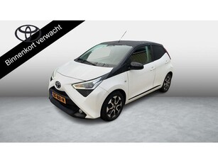 Toyota Aygo 1.0 VVT-i x-joy Automaat Bi-Tone Apple Car