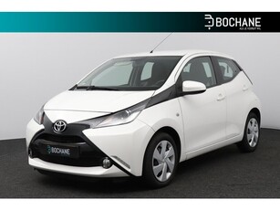 Toyota Aygo 1.0 VVT-i X-Shift x-play 5-Deurs Navigatie