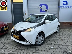 Toyota Aygo 1.0 VVT-i x-pure AIRCOCAMERASCHERMTREKHAAK