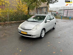 Toyota Prius 1.5 VVT-i