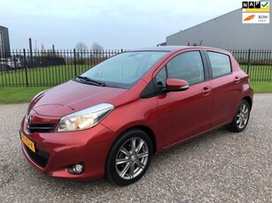 Toyota Yaris 1.3 VVT-i Executive Clima Keyless Navi Pano Bj