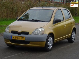 Toyota Yaris GERESERVEERD