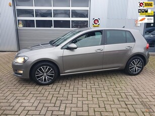 Volkswagen GOLF 1.2 TSI Allstar Adaptive Cruise Parkeerhulp