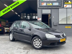 Volkswagen Golf 1.6 FSI ComfortlineAircoCruiseNAPAPK