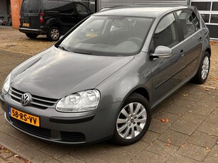 Volkswagen Golf 1.6 FSI Turijn