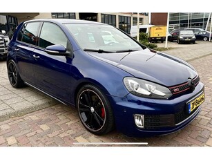 Volkswagen Golf 2.0 GTI