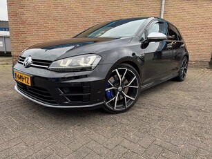 Volkswagen Golf 2.0 TSI R 4Motion