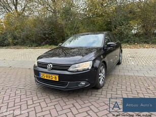 Volkswagen Jetta 1.6 TDI Highline BlueMotion