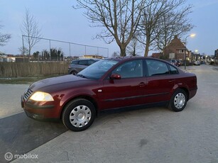 Volkswagen Passat 1.6 Trendline