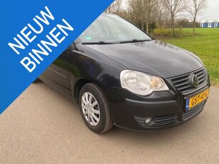 Volkswagen Polo 1.2 Easyline NETTE 5 DEURS POLO UIT 2009