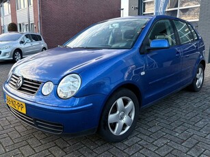 Volkswagen Polo 1.4-16V Athene