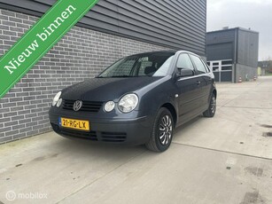 Volkswagen Polo 1.4-16V Comfortline APKNAPAircoOnderhboek