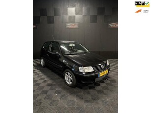 Volkswagen Polo 1.4 Trendline Nieuwe APK