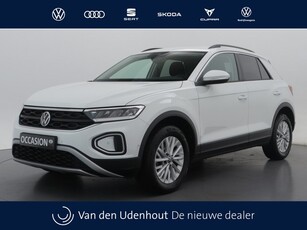 Volkswagen T-Roc 1.5 TSI 150pk DSG Life App Connect Trekhaak