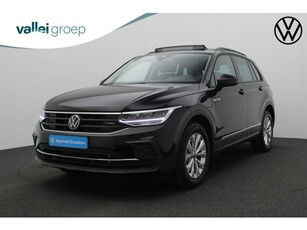 Volkswagen Tiguan 1.4 TSI eHybrid Life Business Pano