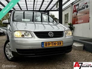 Volkswagen Touran 1.6-16V FSI Nieuwe APK