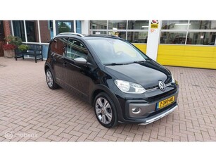 Volkswagen Up! 1.0 TSI BMT cross up!