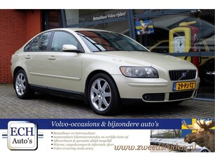 Volvo S40 2.4 140 pk 5-cilinder, Momentum, Trekhaak