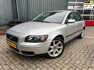 Volvo S40 2.4 Elite APK / Airco / NAP / Trekhaak / Cruis